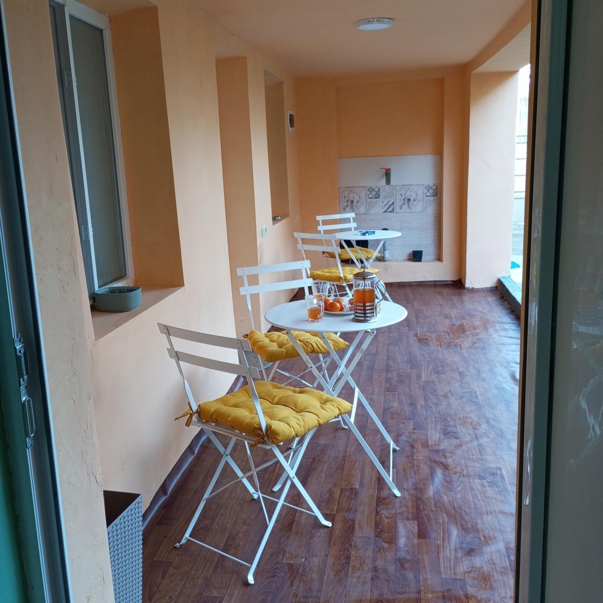 B&B Villa Maurizio Tskaltubo Bagian luar foto